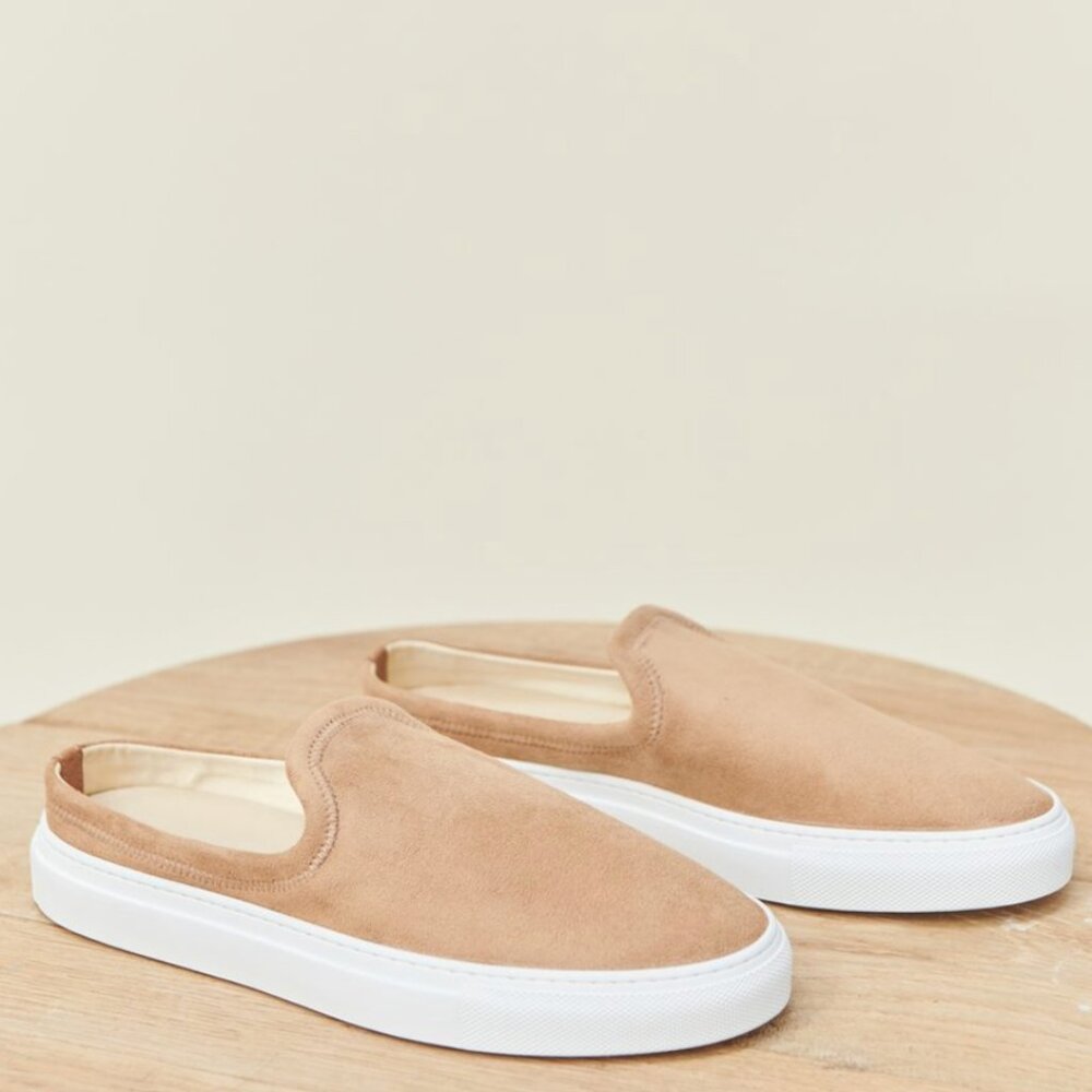 Jenni Kayne Suede Slider Sneaker (Honey)
